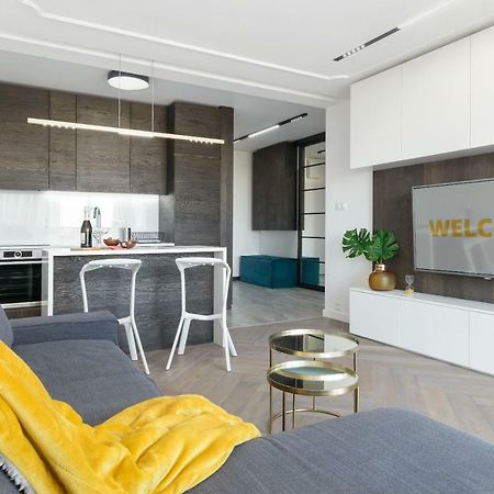 Perfectely Located Stay With Free Parking Poznań Esterno foto