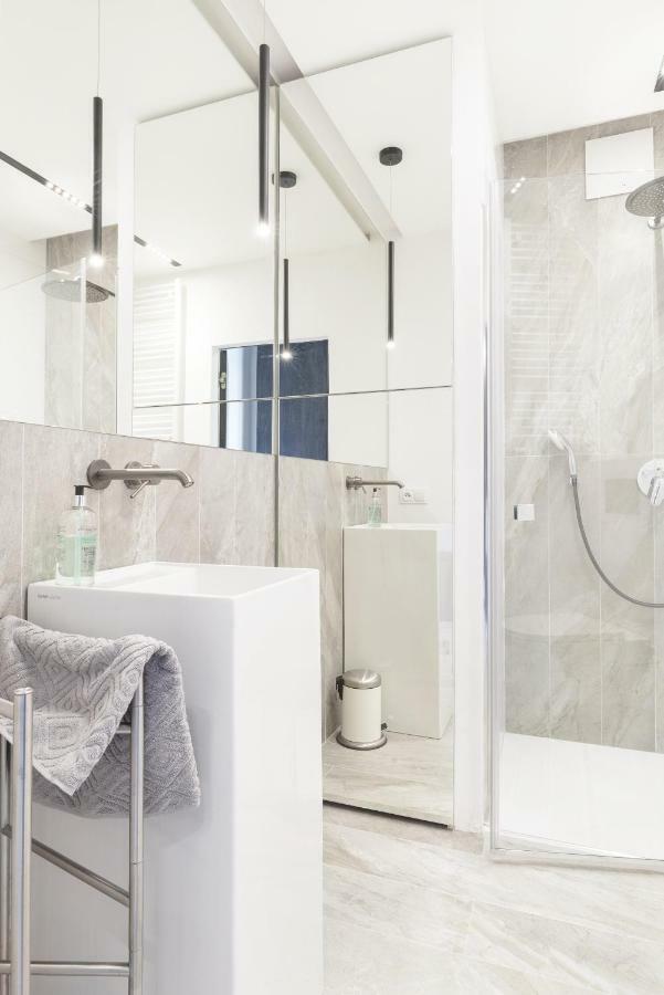 Perfectely Located Stay With Free Parking Poznań Esterno foto